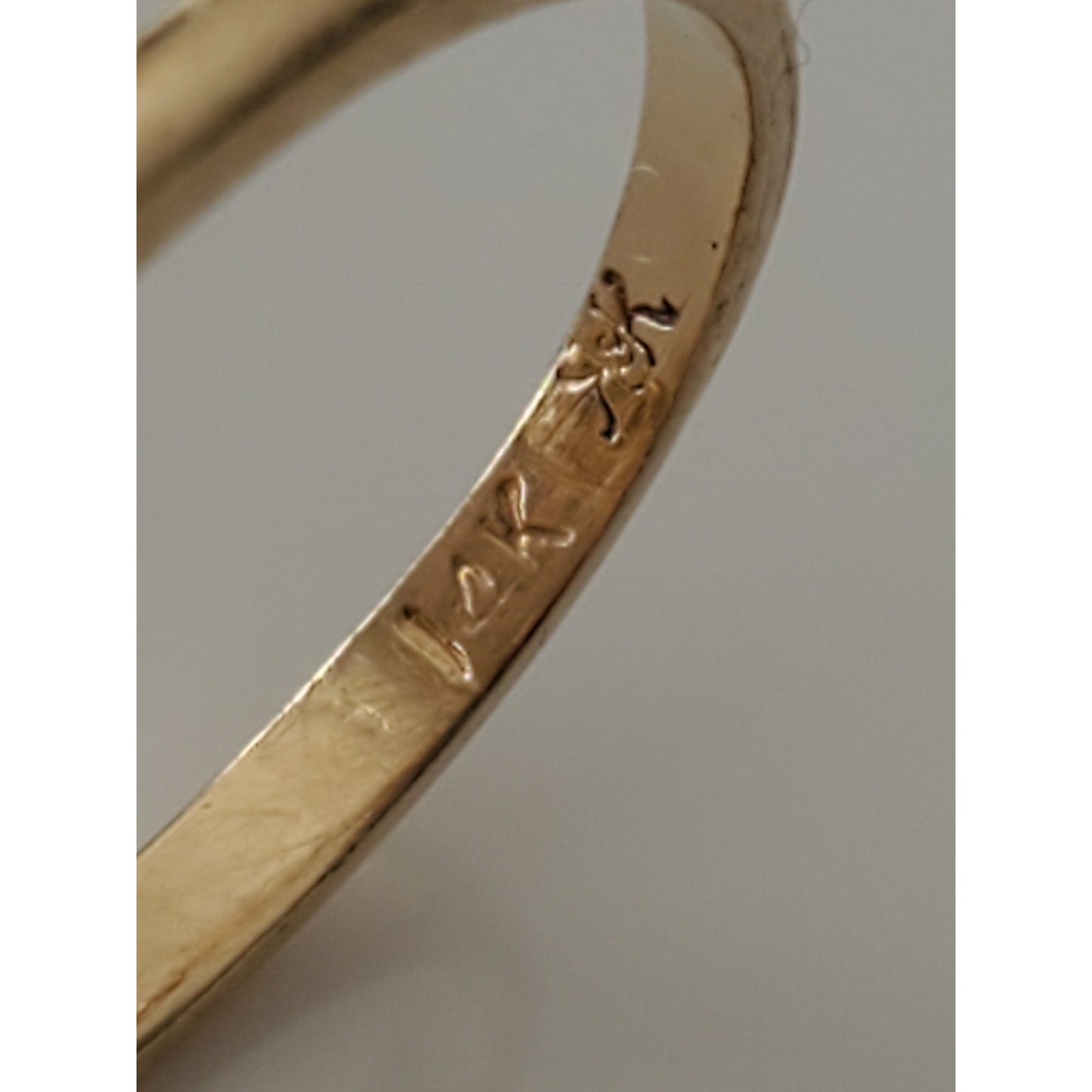 Beautiful 14K Gold Freshwater Pearl and Diamond Navette Ring
