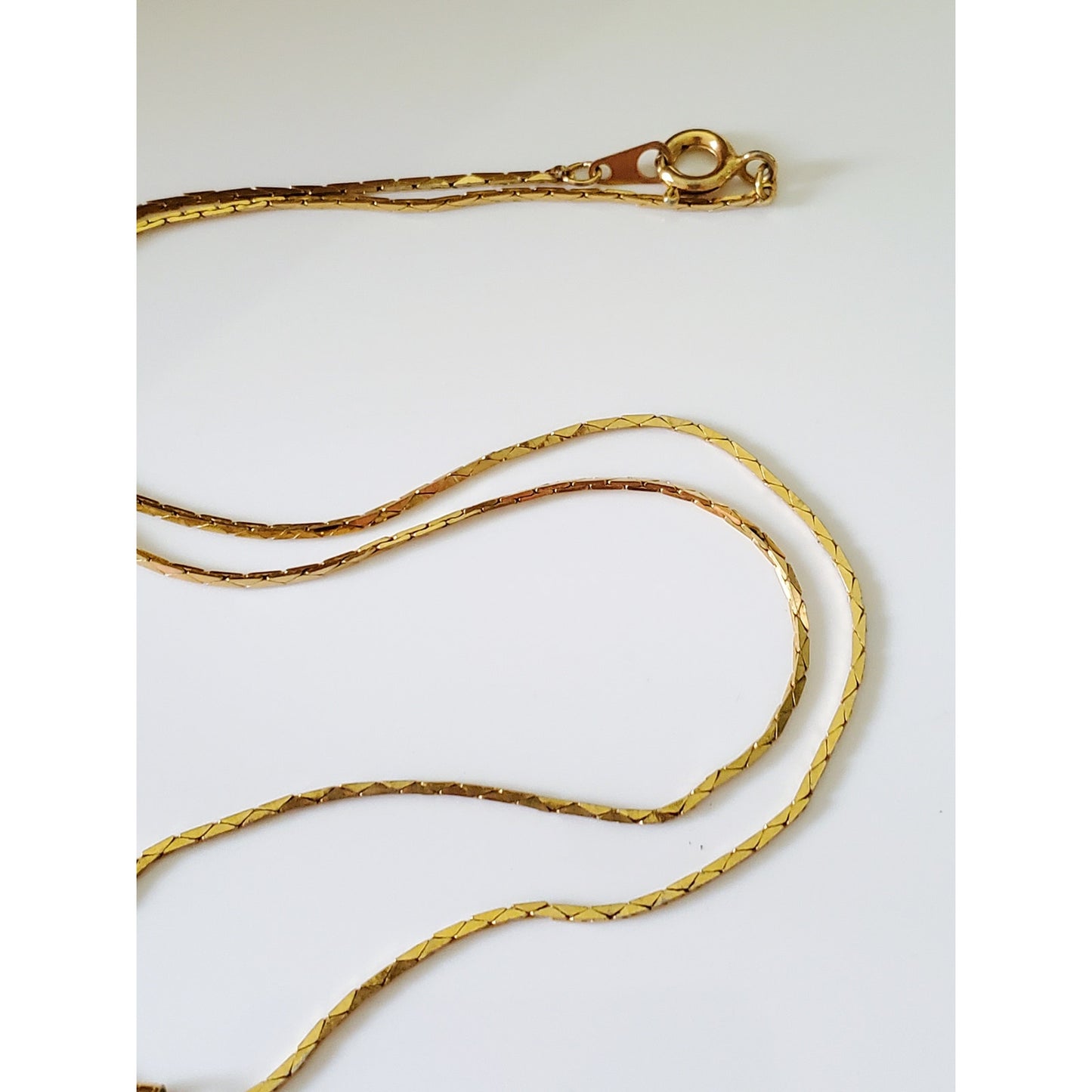 Vintage Gold Tone Heart Locket Necklace