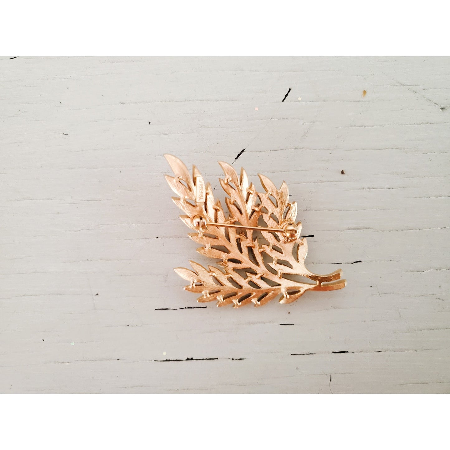 Vintage Crown Trifari Gold Tone Leaf Brooch
