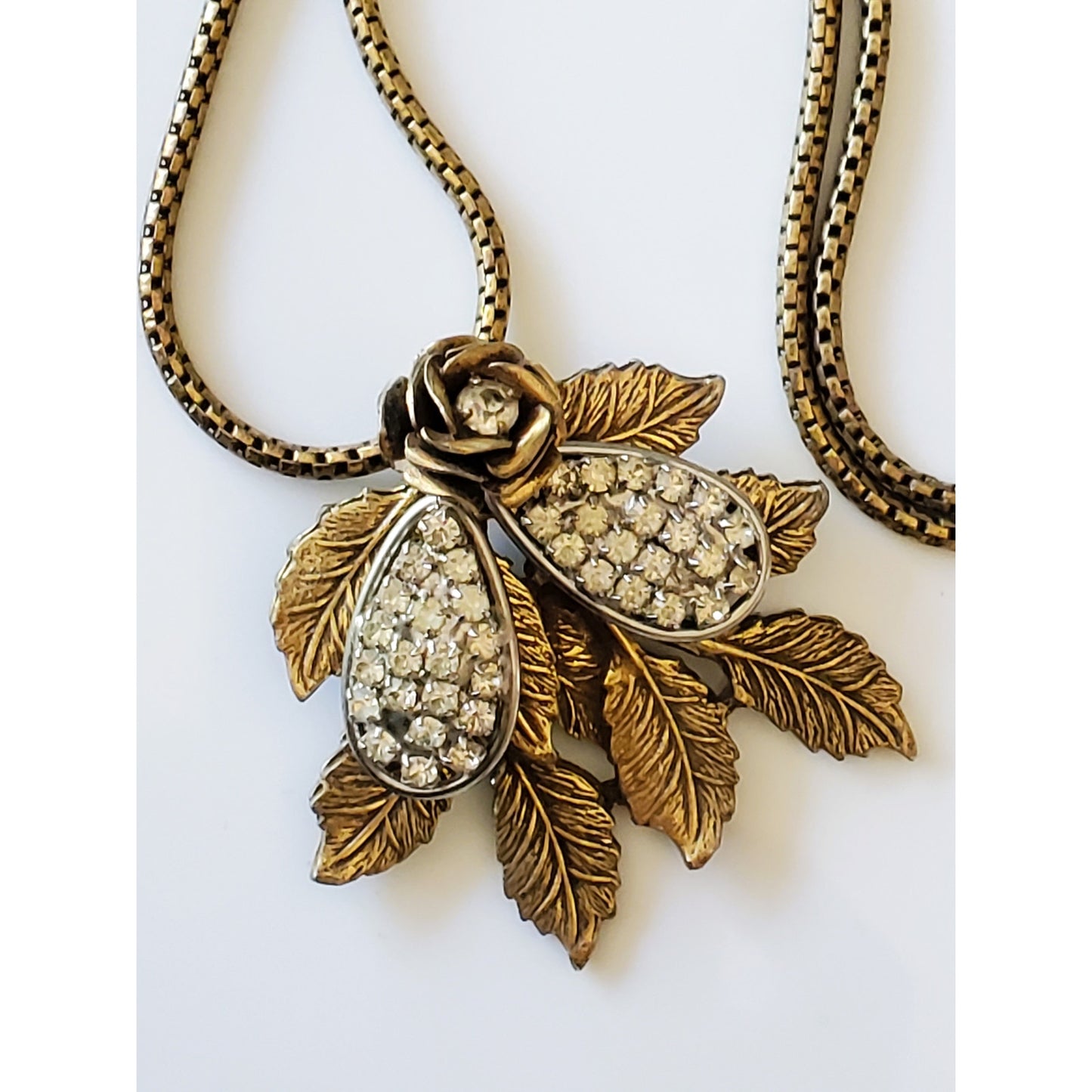 Vintage Floral Rhinestone Gold Tone Necklace