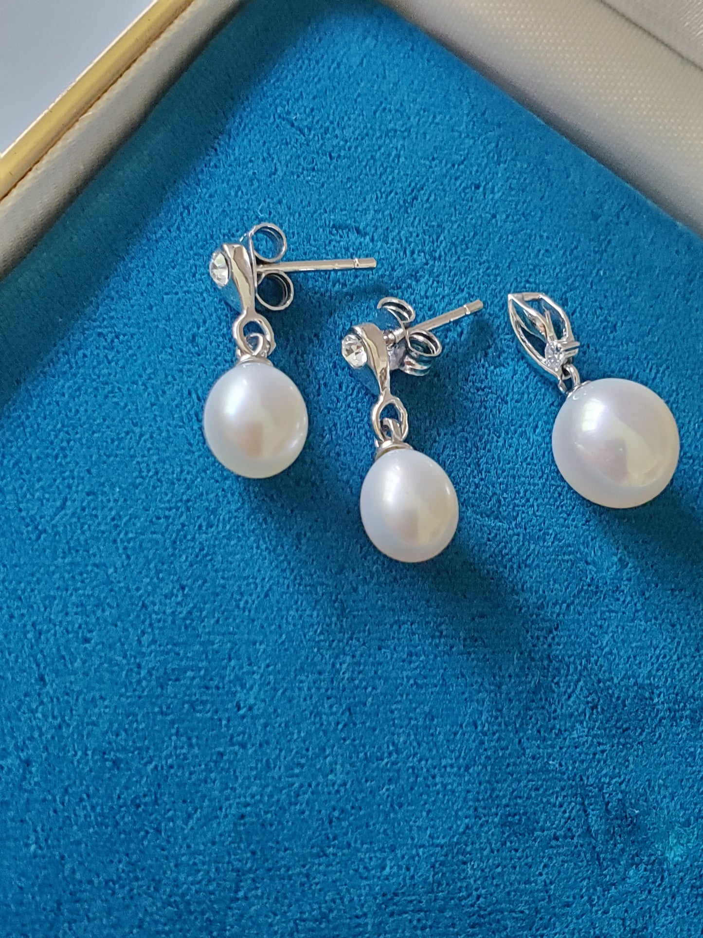 Sterling Silver Cultured Pearl Earrings and Pendant