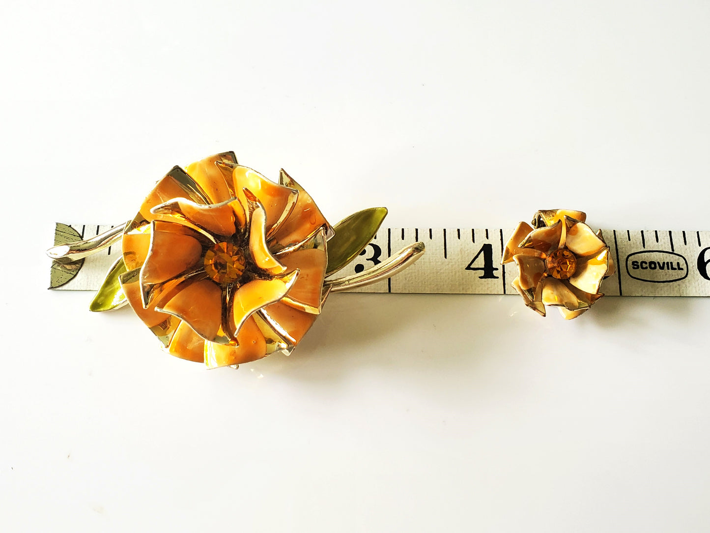 Vintage 1960s Demi Parure Yellow Floral Brooch and Clip-on Set