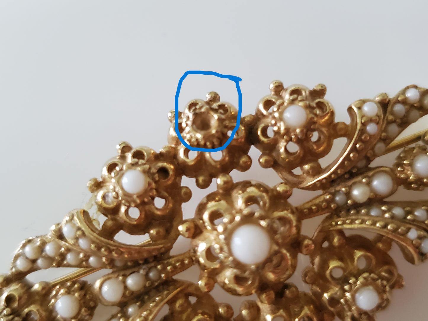 Vintage Ciner Brooch
