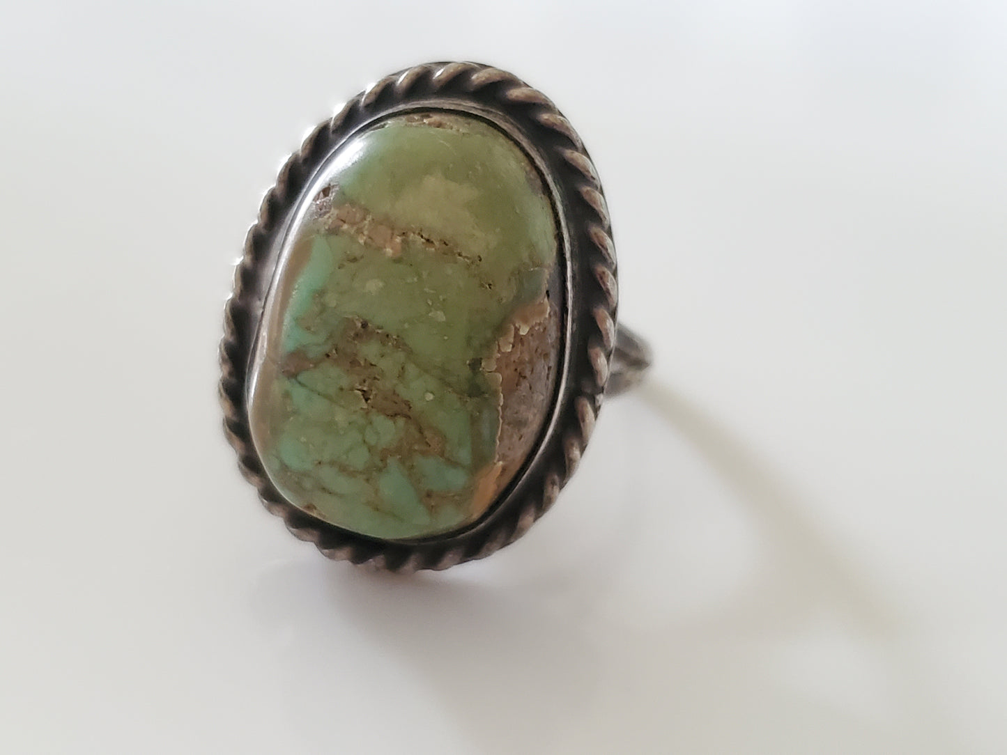 Vintage Southwestern Green Turquoise Silver Ring