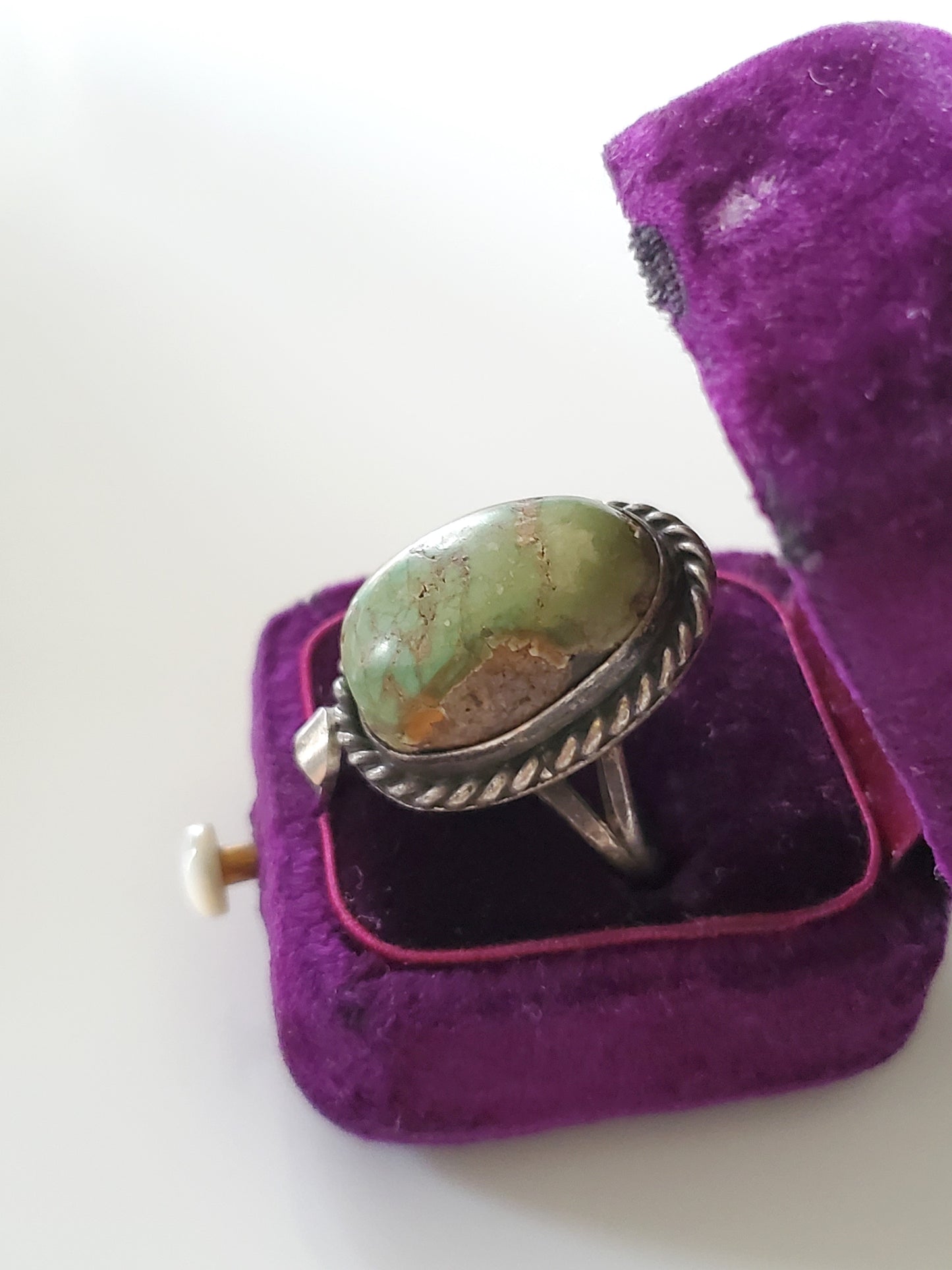 Vintage Southwestern Green Turquoise Silver Ring