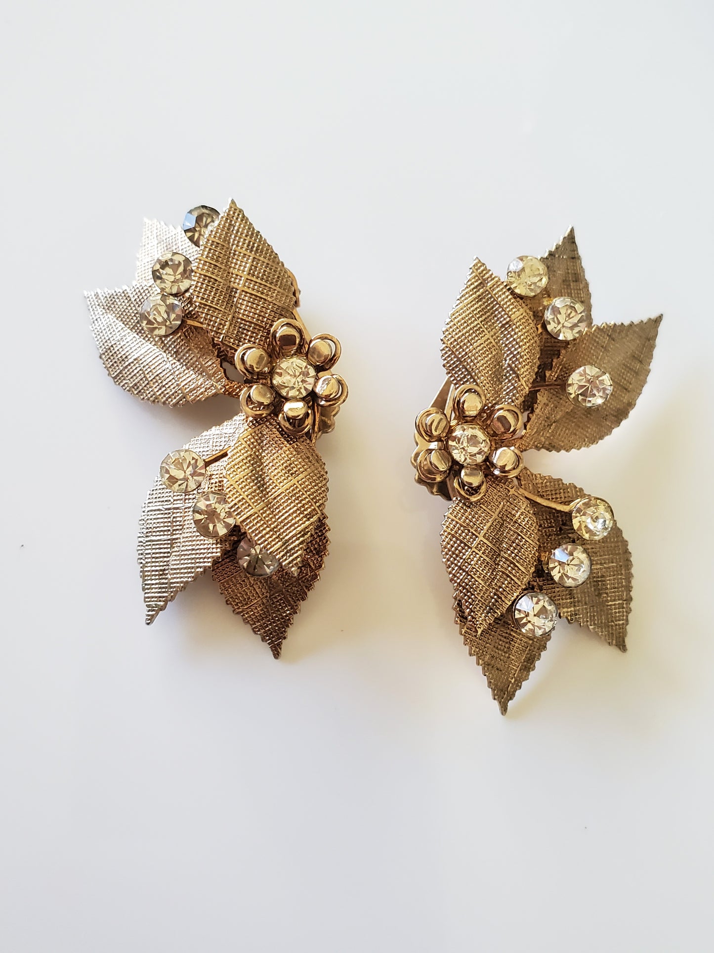 Vintage Mid-Century Textured Leaf Rhinestone Clip-On Earrings