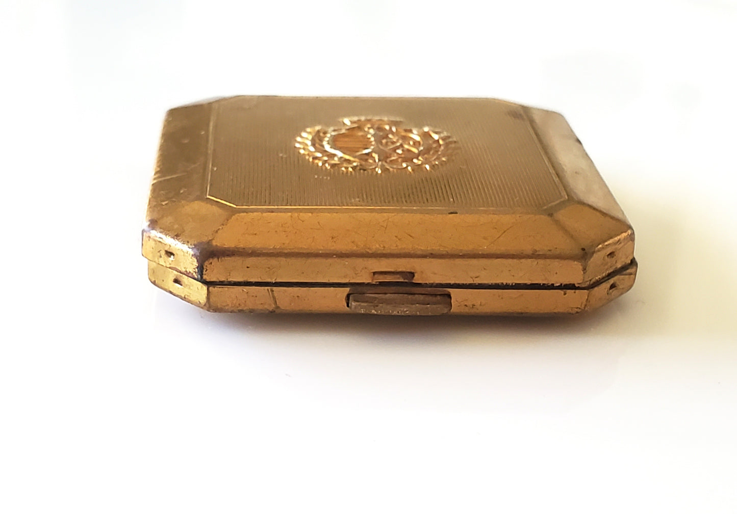 Small Vintage Richard Hudnut Square Gold Compact