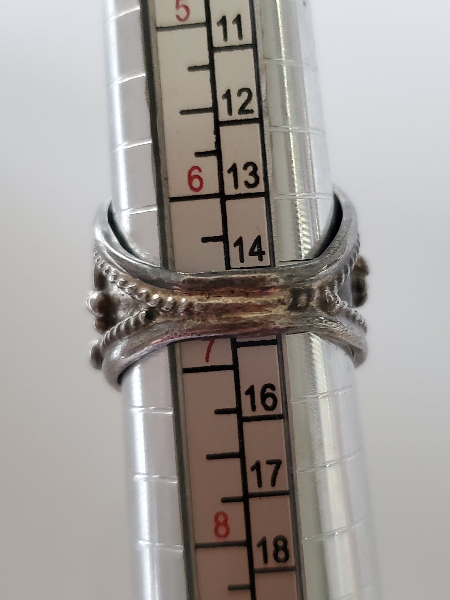 Beautiful Sterling Silver Navajo Turquoise Floral Ring