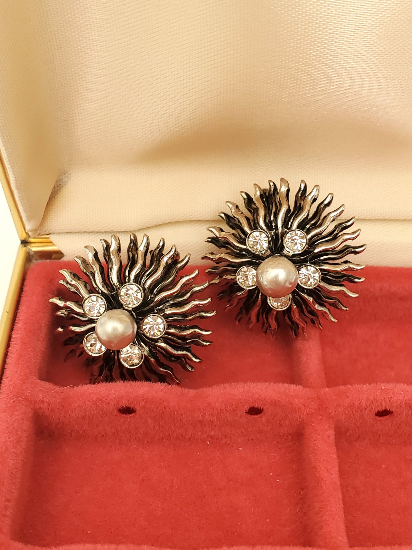 Vintage Bergere Sunburst Clip-On Earrings