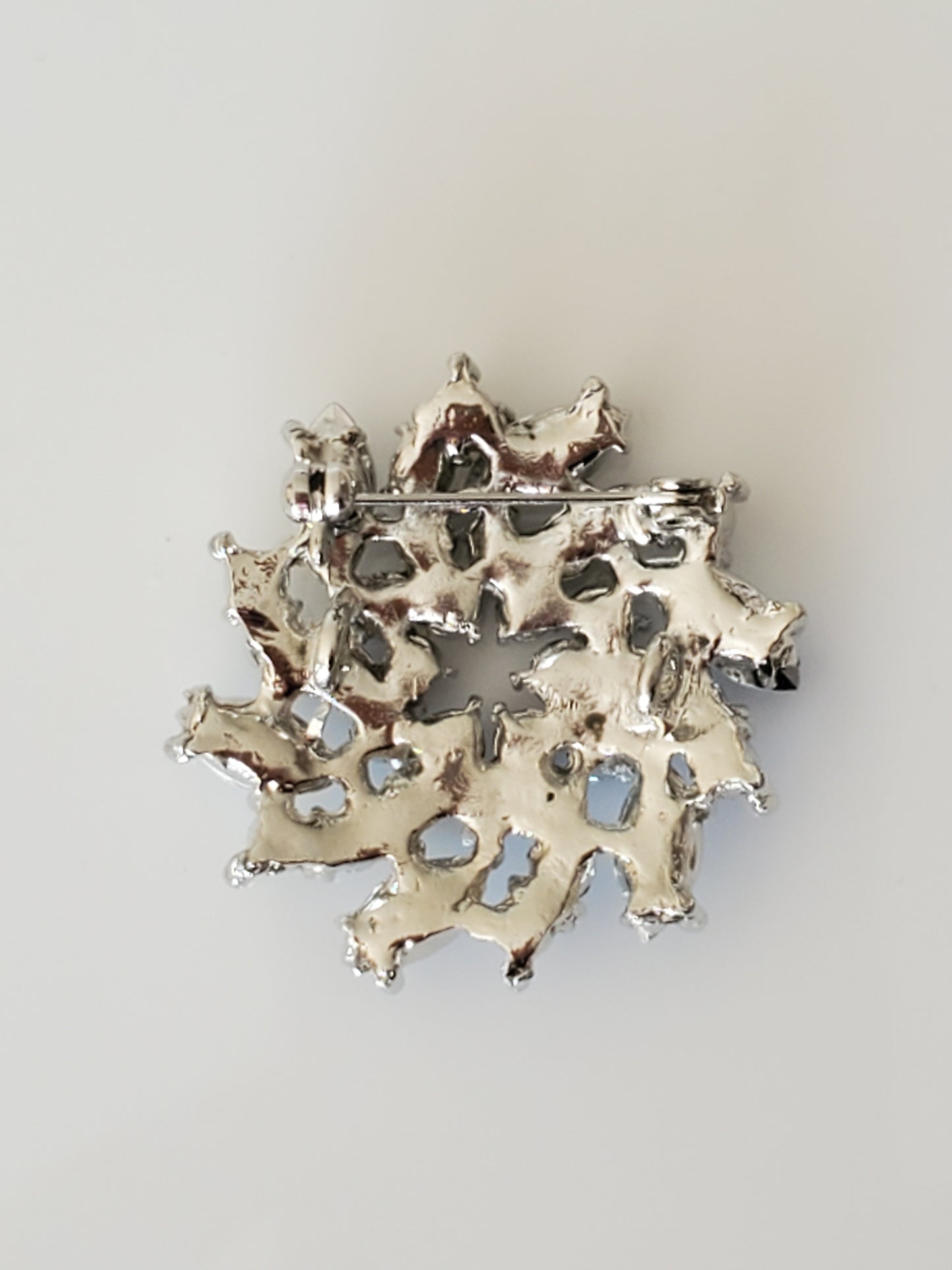 Vintage Clear Rhinestone Wreath Brooch