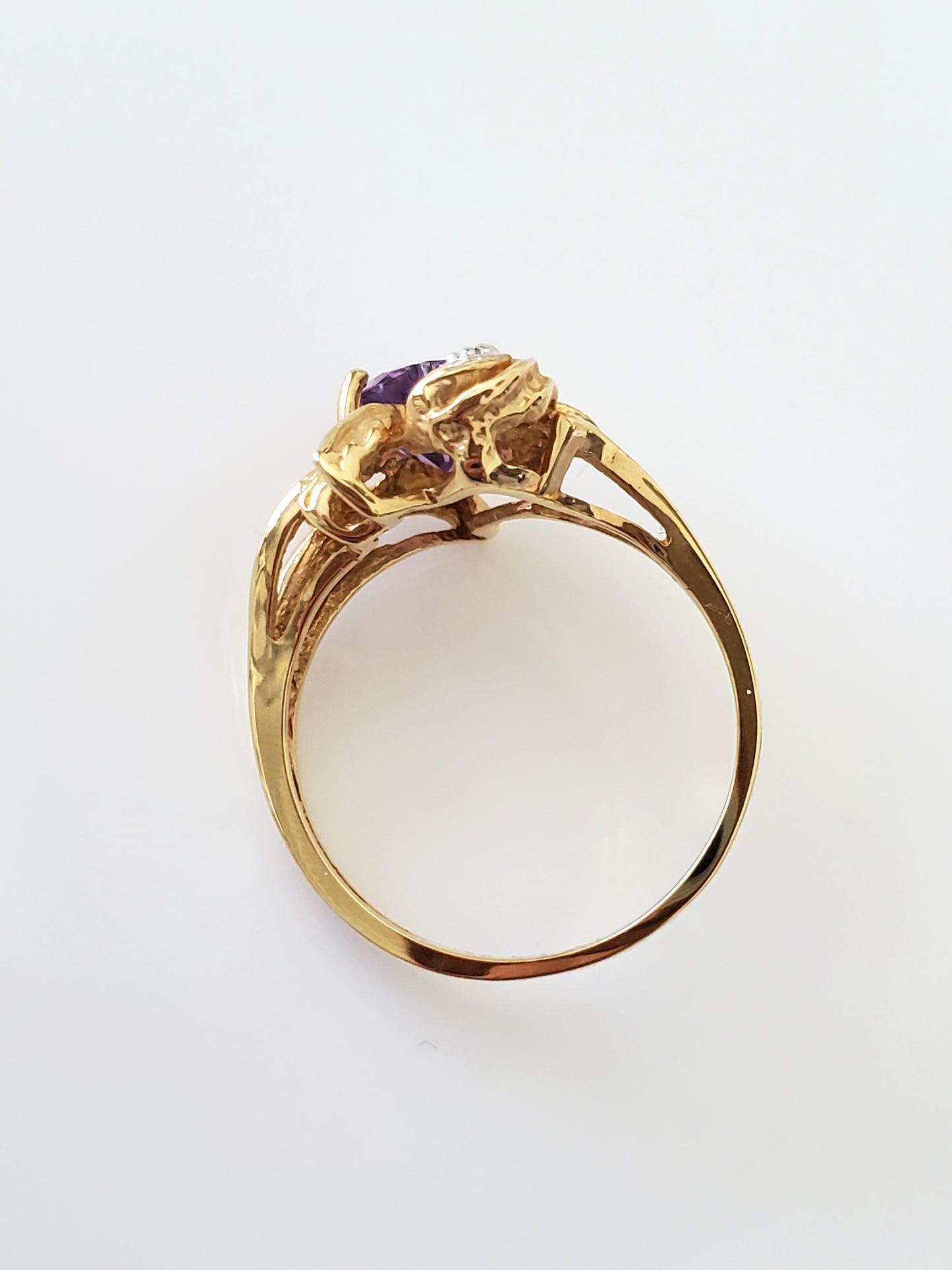 14K Gold - Vintage Heart Amethyst and Diamond Rose Ring