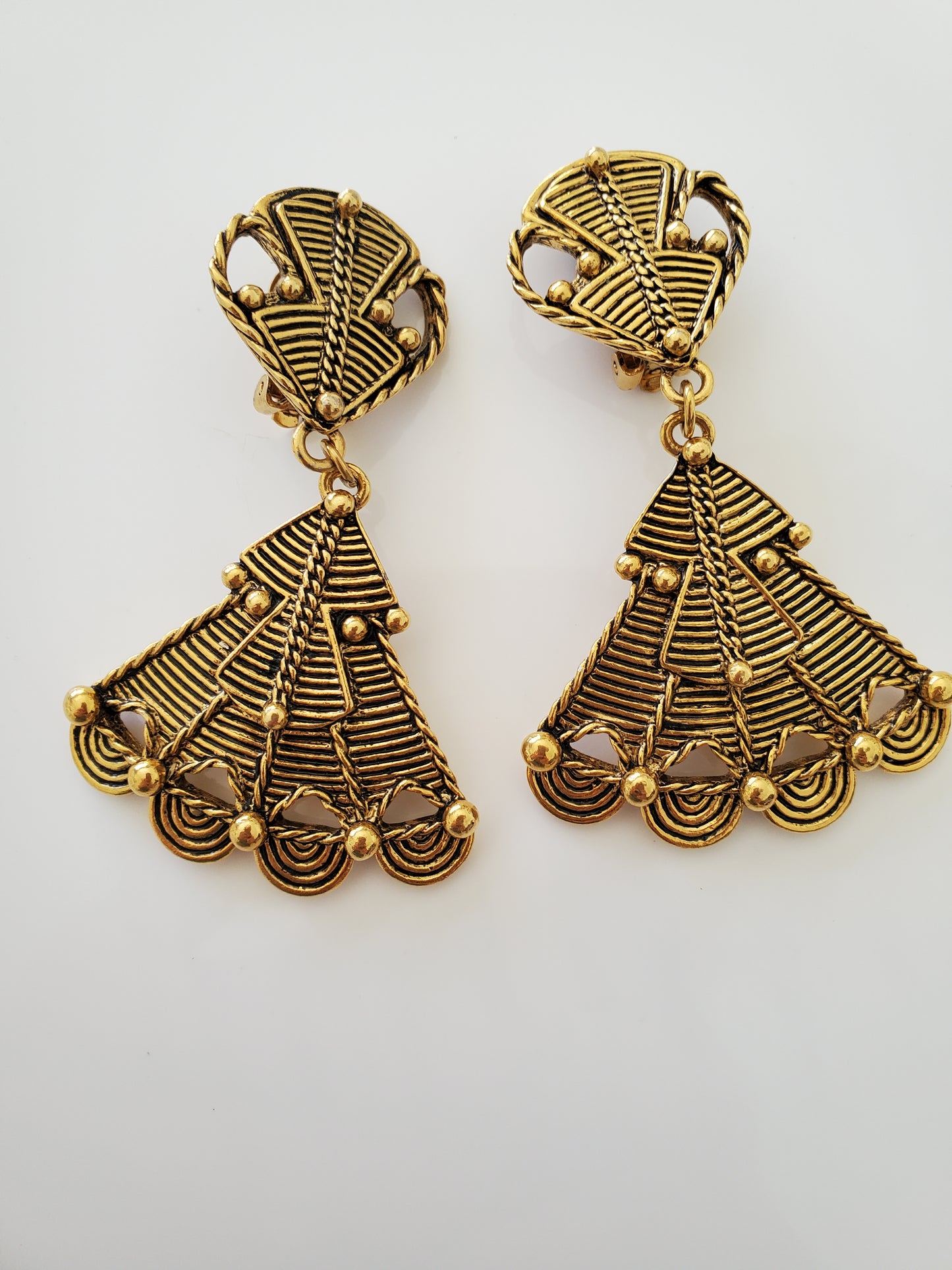BARRERA For Avon Vintage 1980's Gold Mayan Pendant Necklace and Earring Set