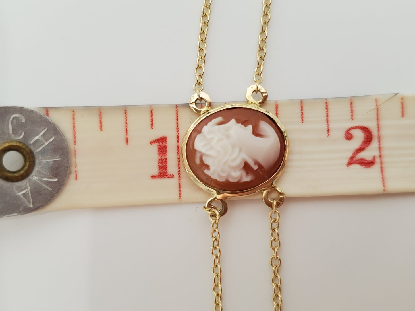 14K Gold Cameo Hand-carved Shell Bracelet