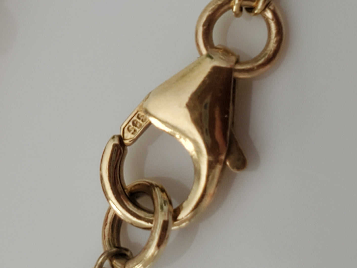 14K Gold Cameo Hand-carved Shell Bracelet