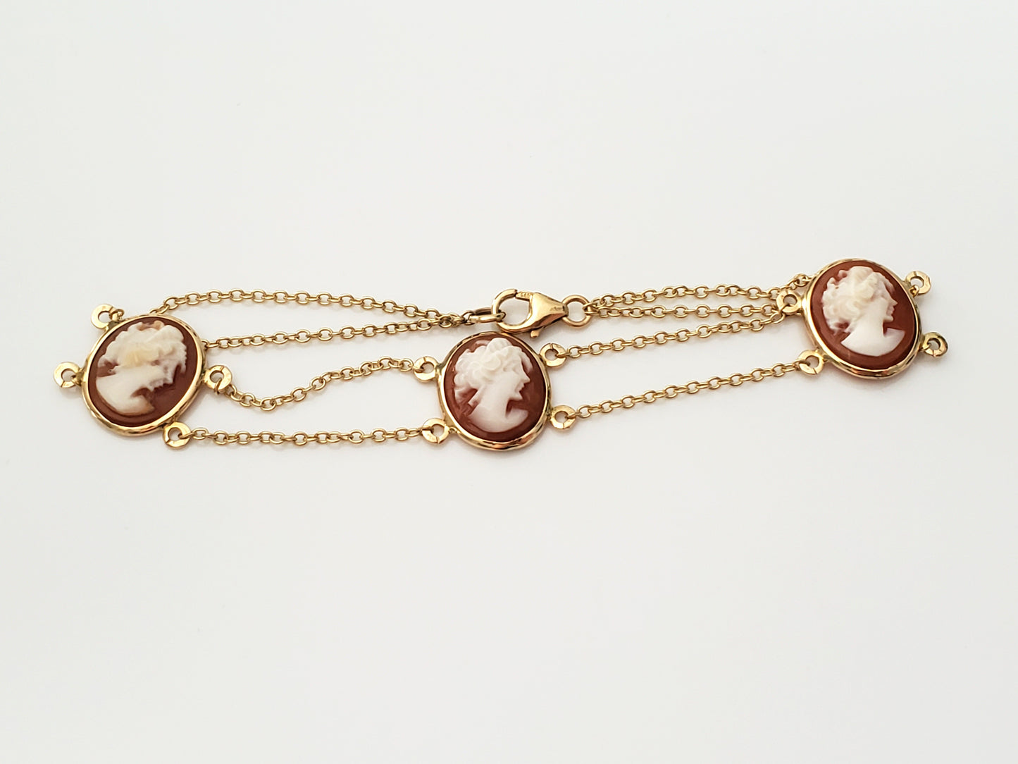 14K Gold Cameo Hand-carved Shell Bracelet