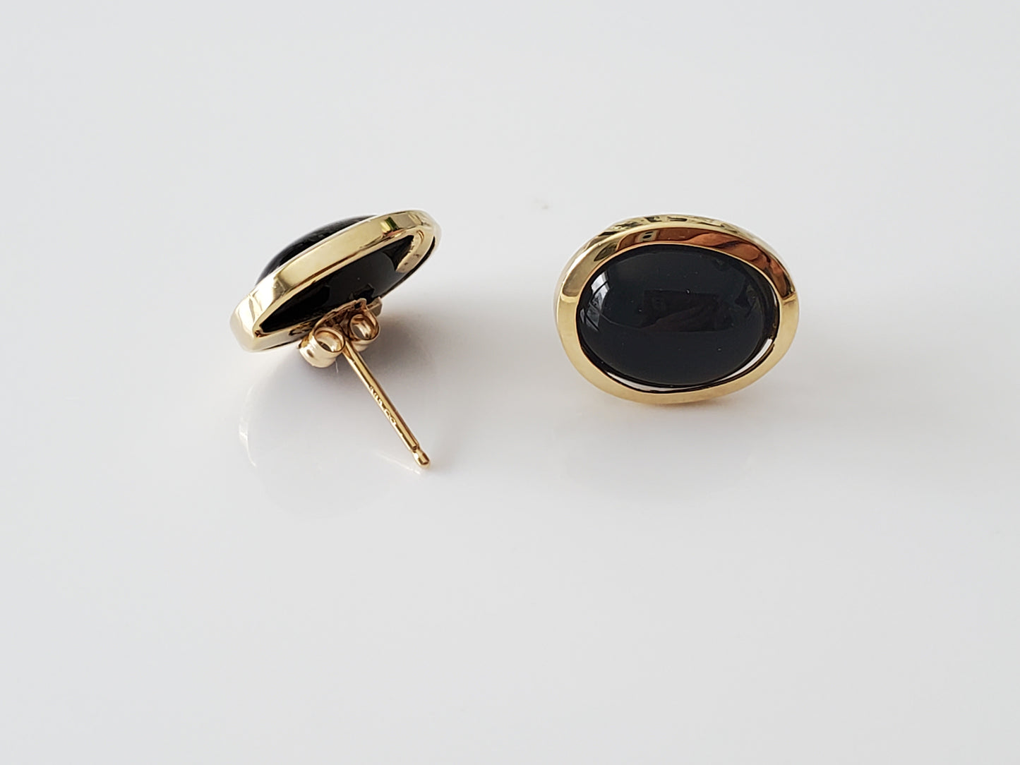Vintage 14K Solid Gold Onyx Stud Earrings