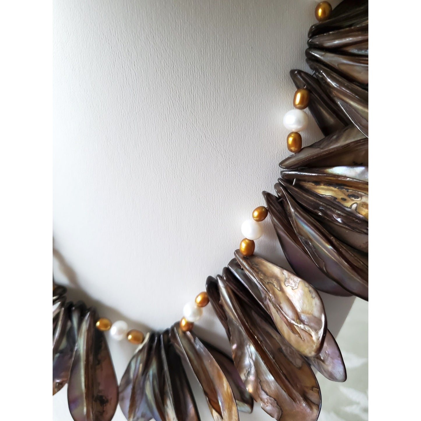 Beautiful Brown Shell and Fresh Water Pearl Necklace