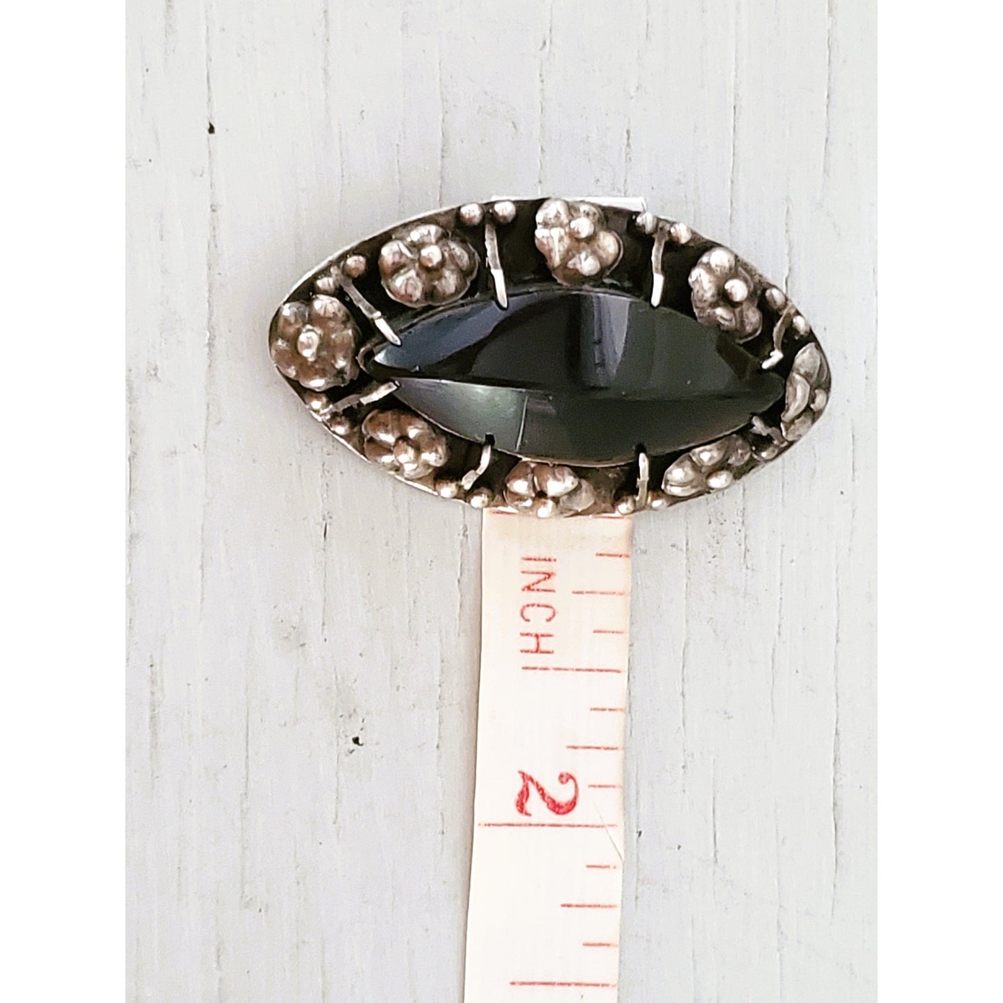 Vintage Sterling Silver Floral Oval Onyx Brooch