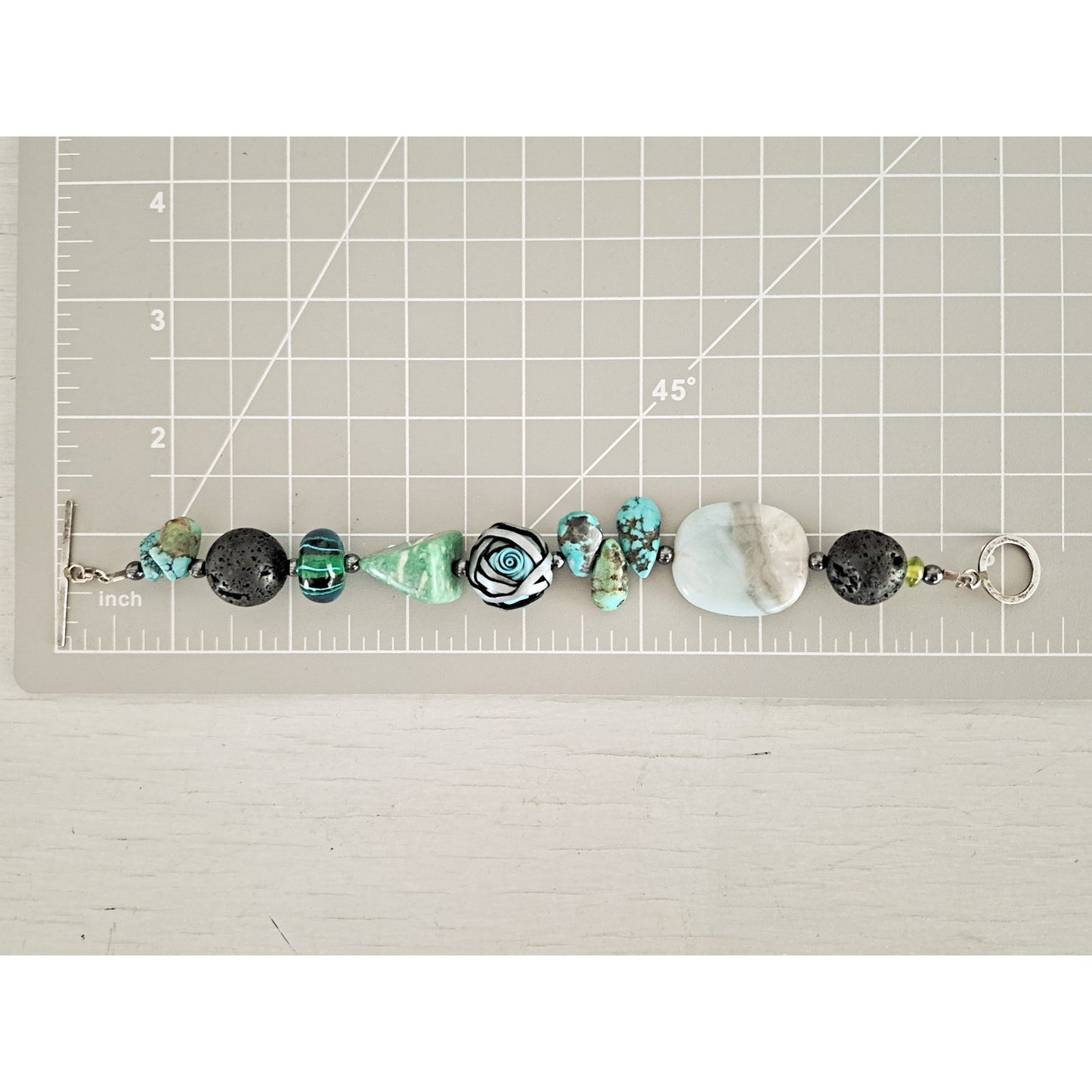 Vintage Artisan Turquoise Howlite Turquoise, Multi-stone and Glass Bracelet