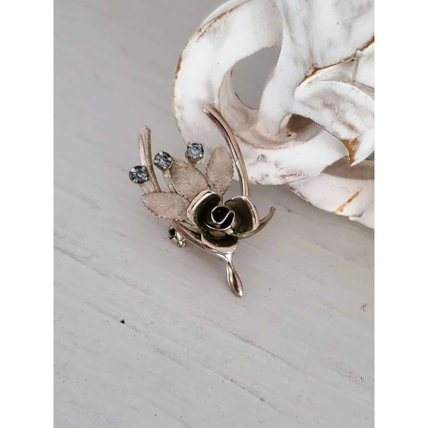 Vintage Silver tone Floral Wishbone Pin Brooch