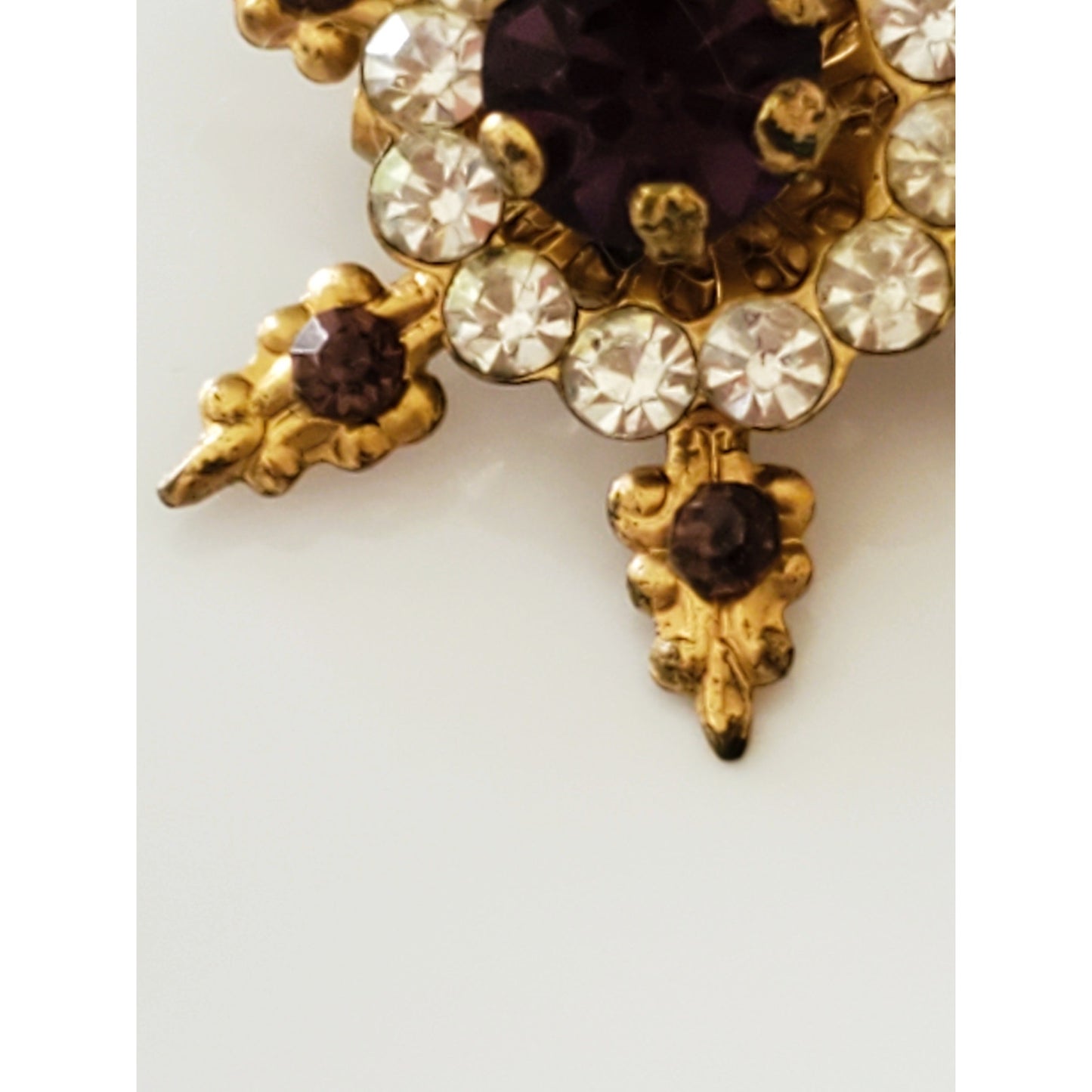 Vintage Star Purple Rhinestone Brooch