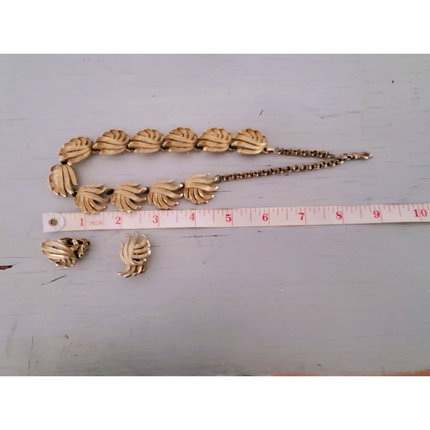 Vintage Brushed Gold Swirl Necklace and Earring Set