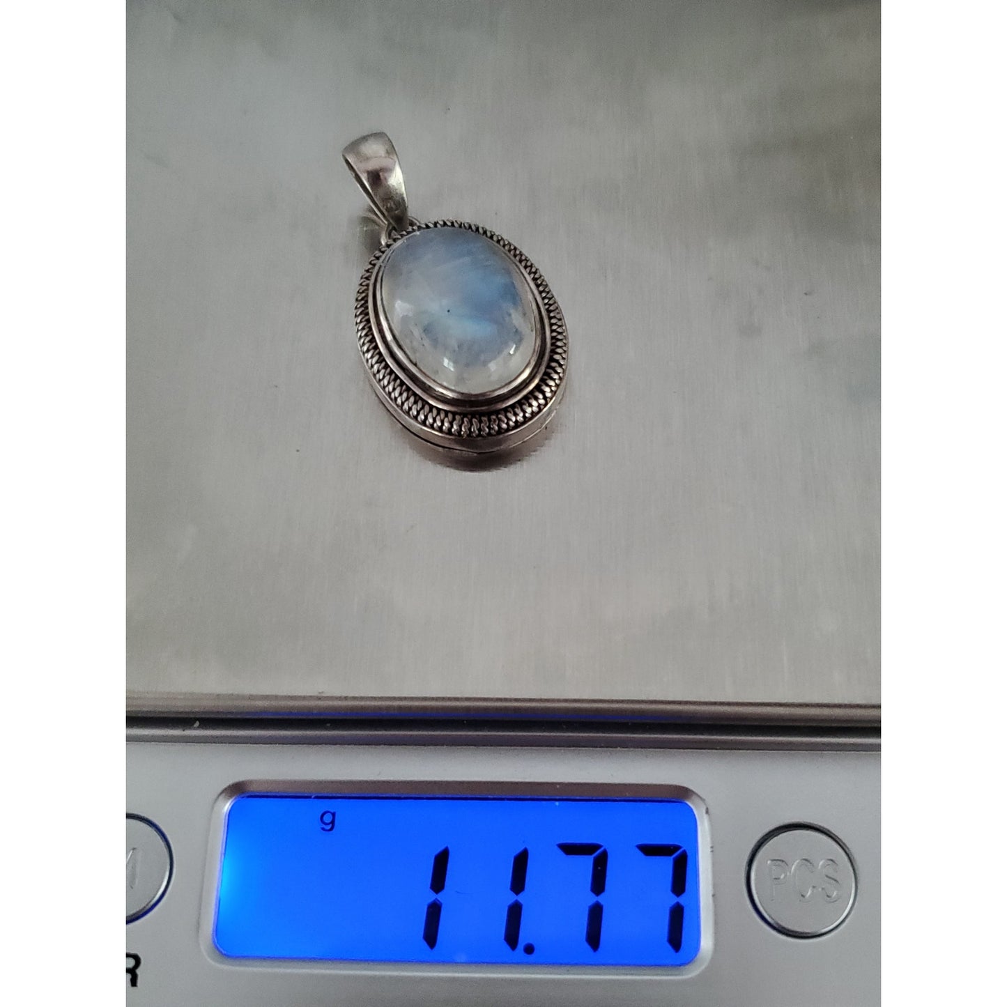 Vintage Sterling Silver Oval Moonstone Pendant