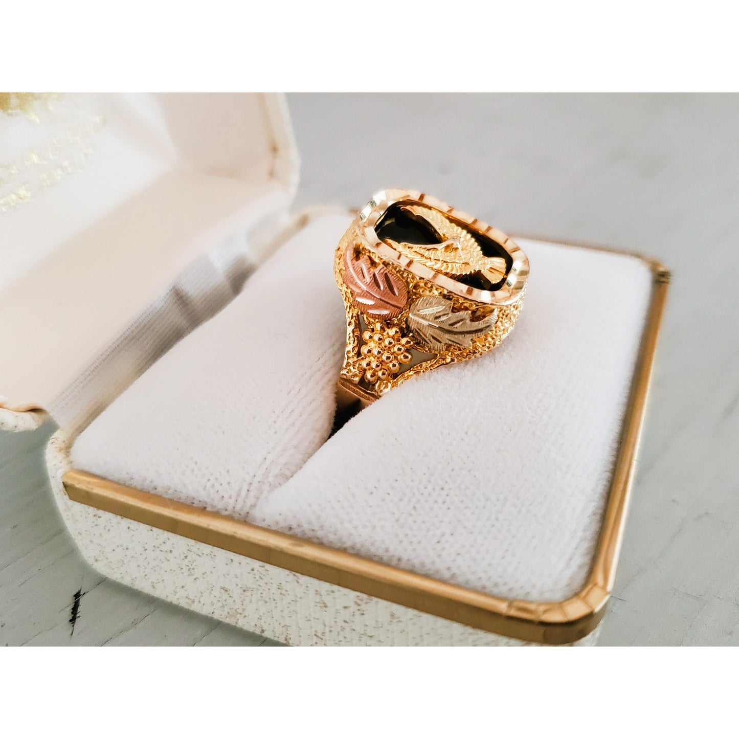 Vintage Rushmore Designer 10K Black Hills Gold and Onyx Men's Harley Davidson Ring