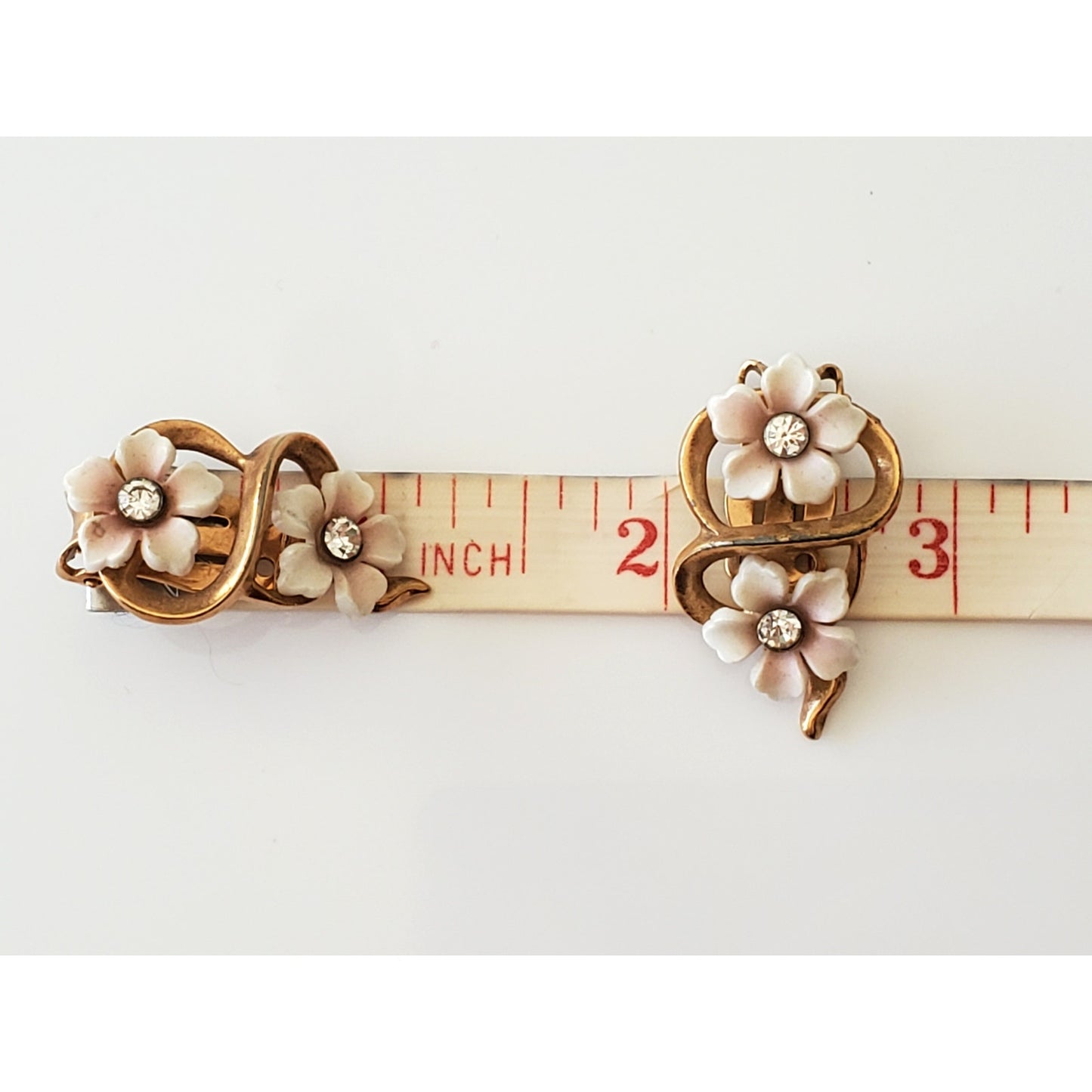 Vintage Pink Flower Clip On Earrings