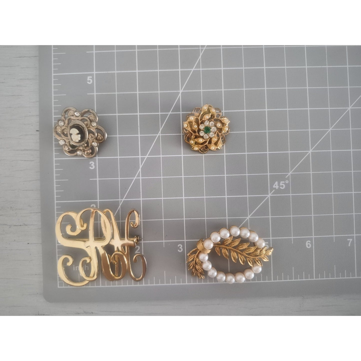Vintage Lot of 4 Brooches