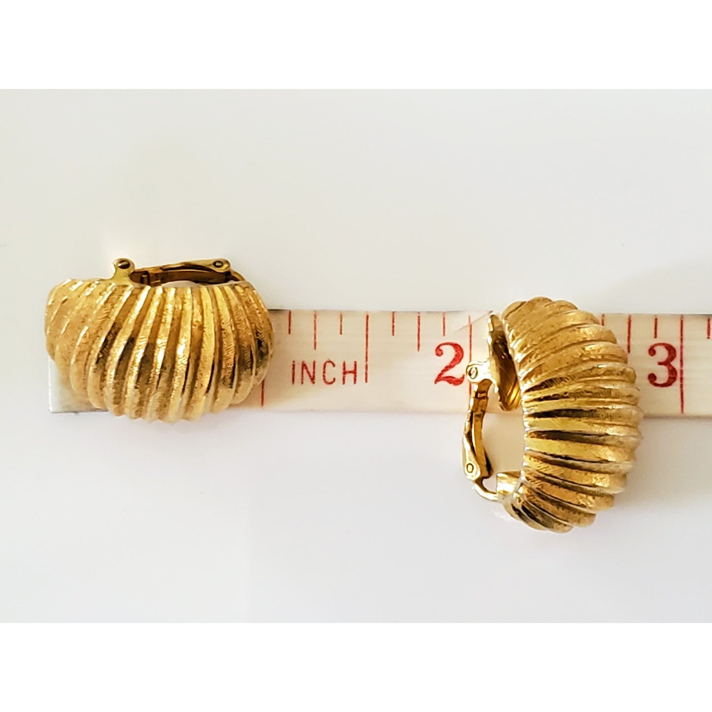 Vintage Trifari Armadillo Gold Tone Clip On Earrings