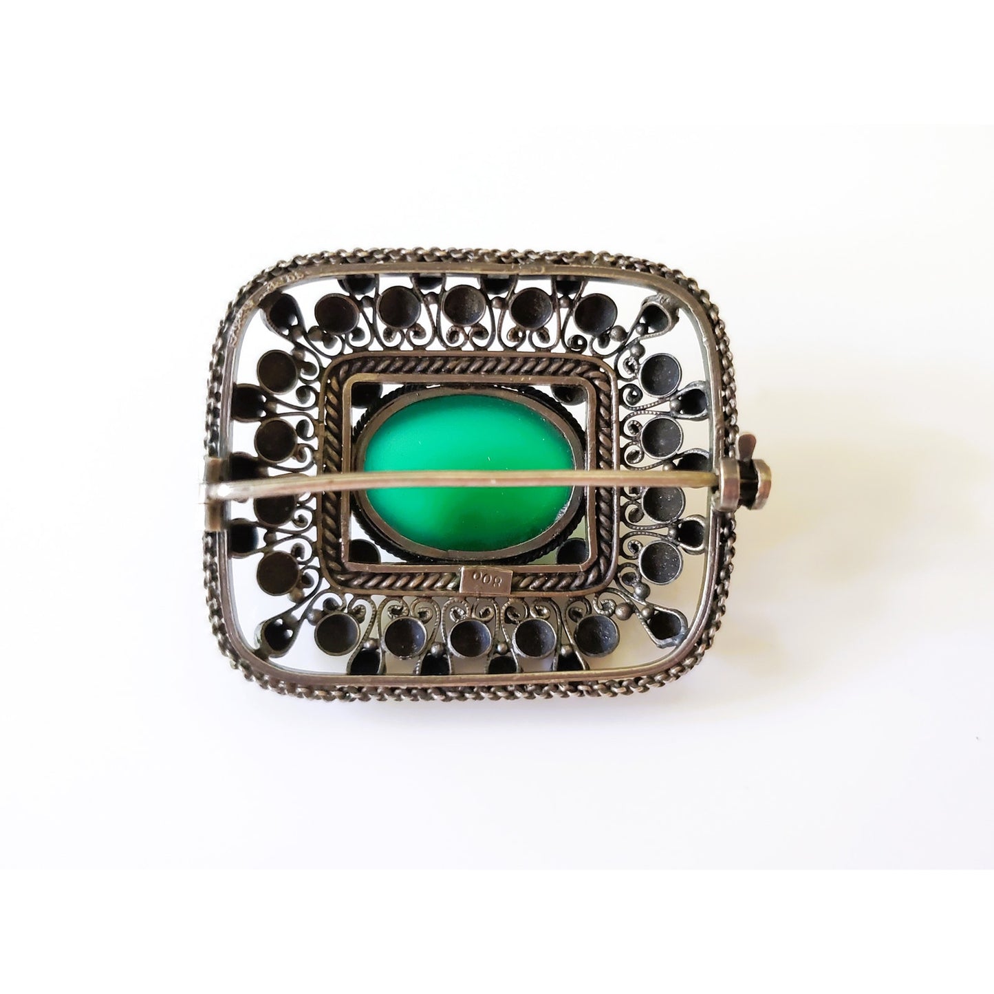 Vintage Green Carbochon Stone 800 Silver Brooch