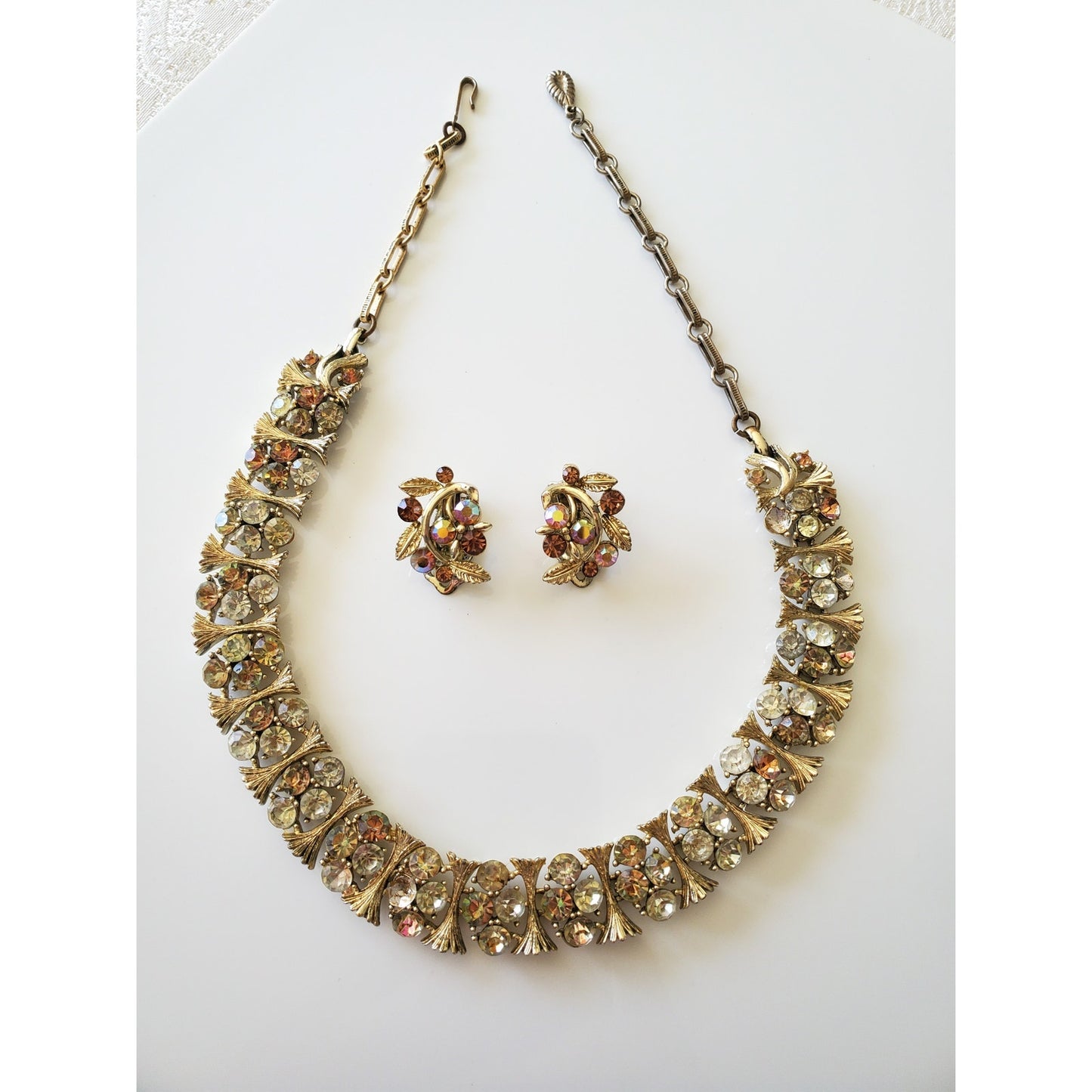 Vintage Lisner Necklace and Earring Set
