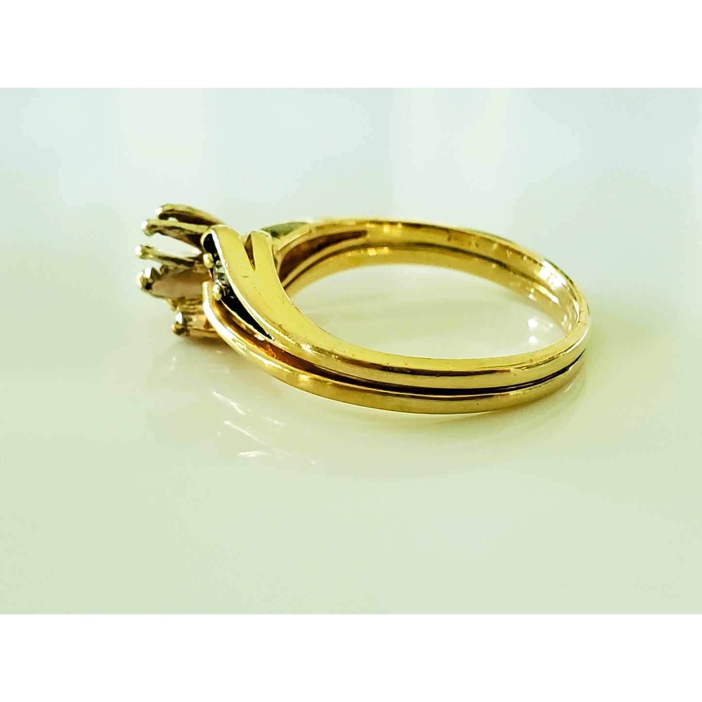 Vintage 14K Gold Black Enamel Diamond Ring Setting