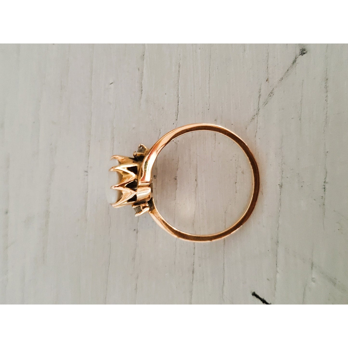 Vintage 14K Gold Opal and Diamond Ring