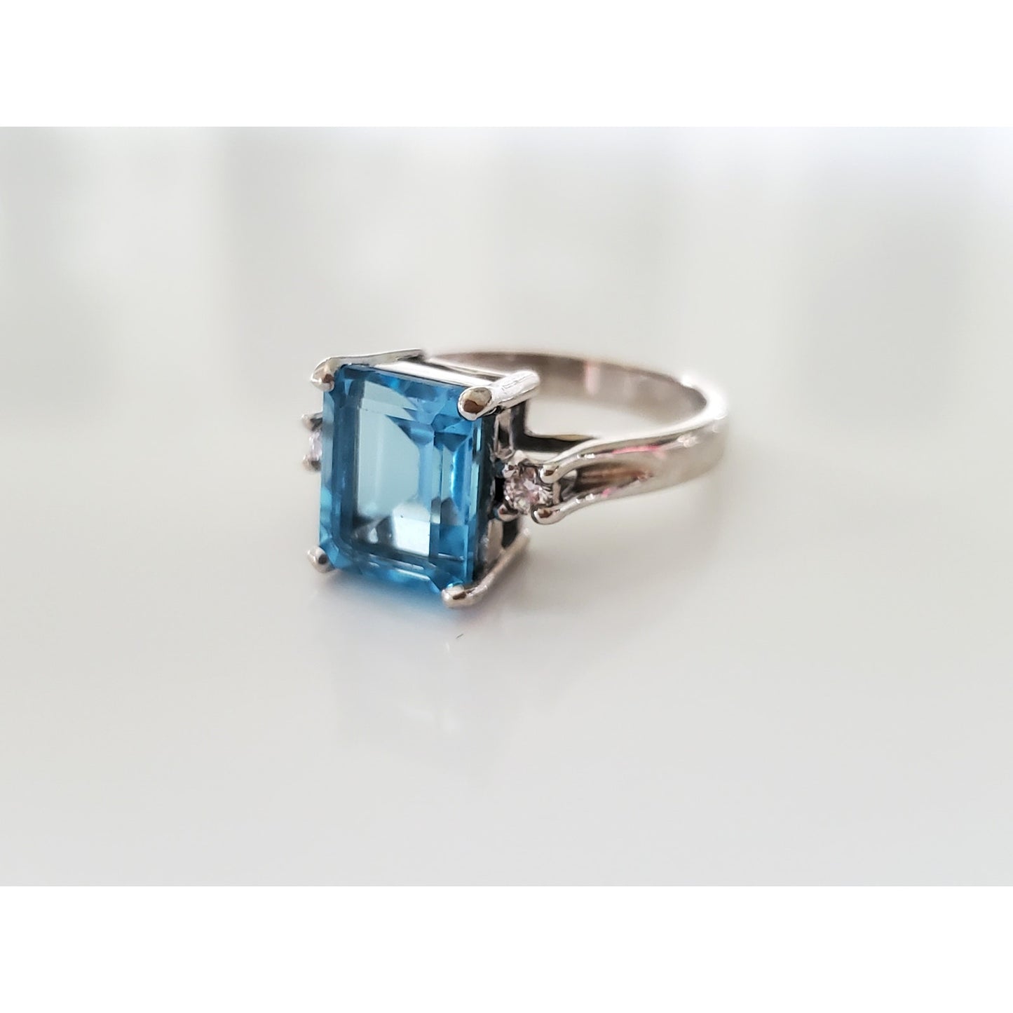 Vintage 14K White Gold Topaz and Diamond Ring