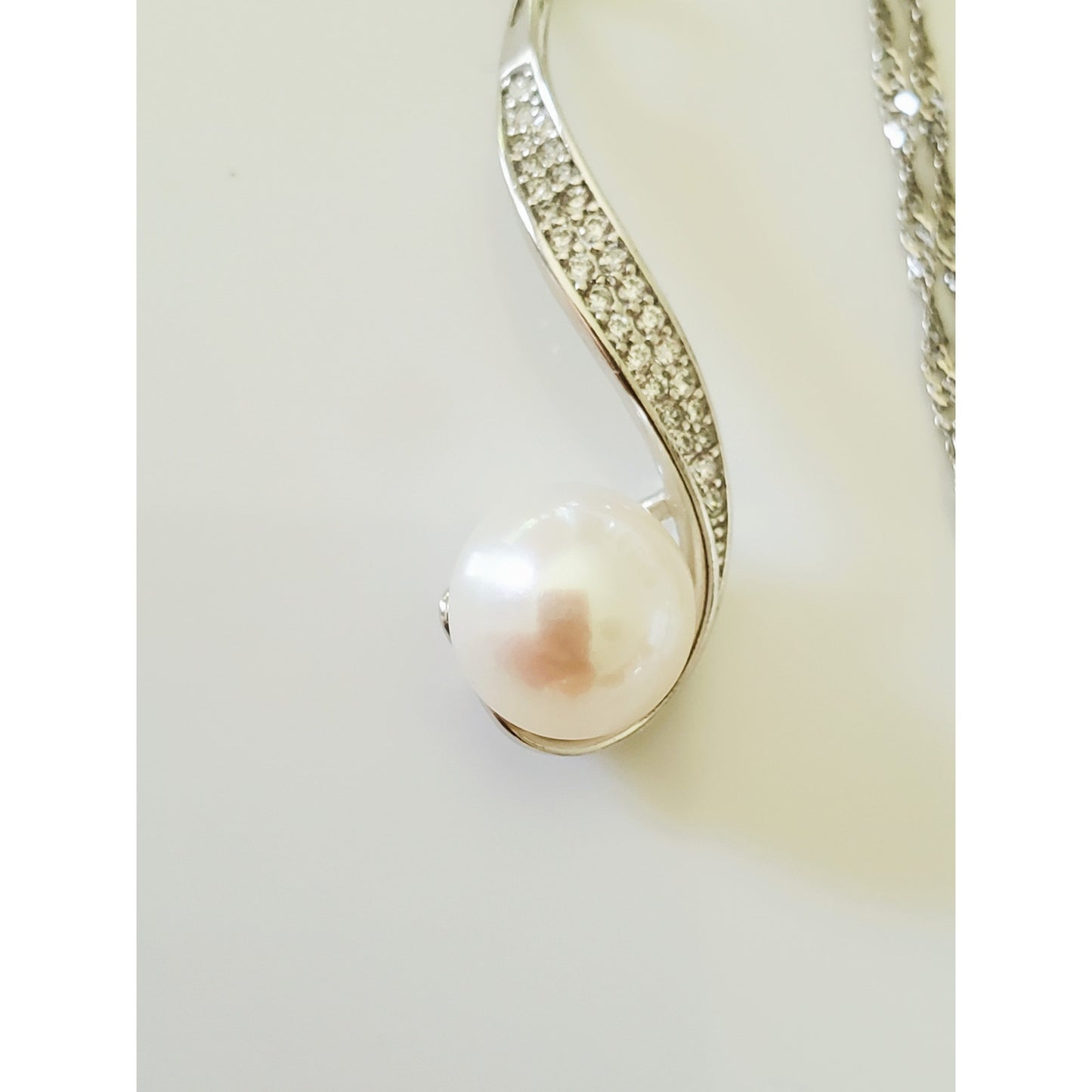 Vintage Sterling Silver Cultured Pearl Necklace and Earring Set