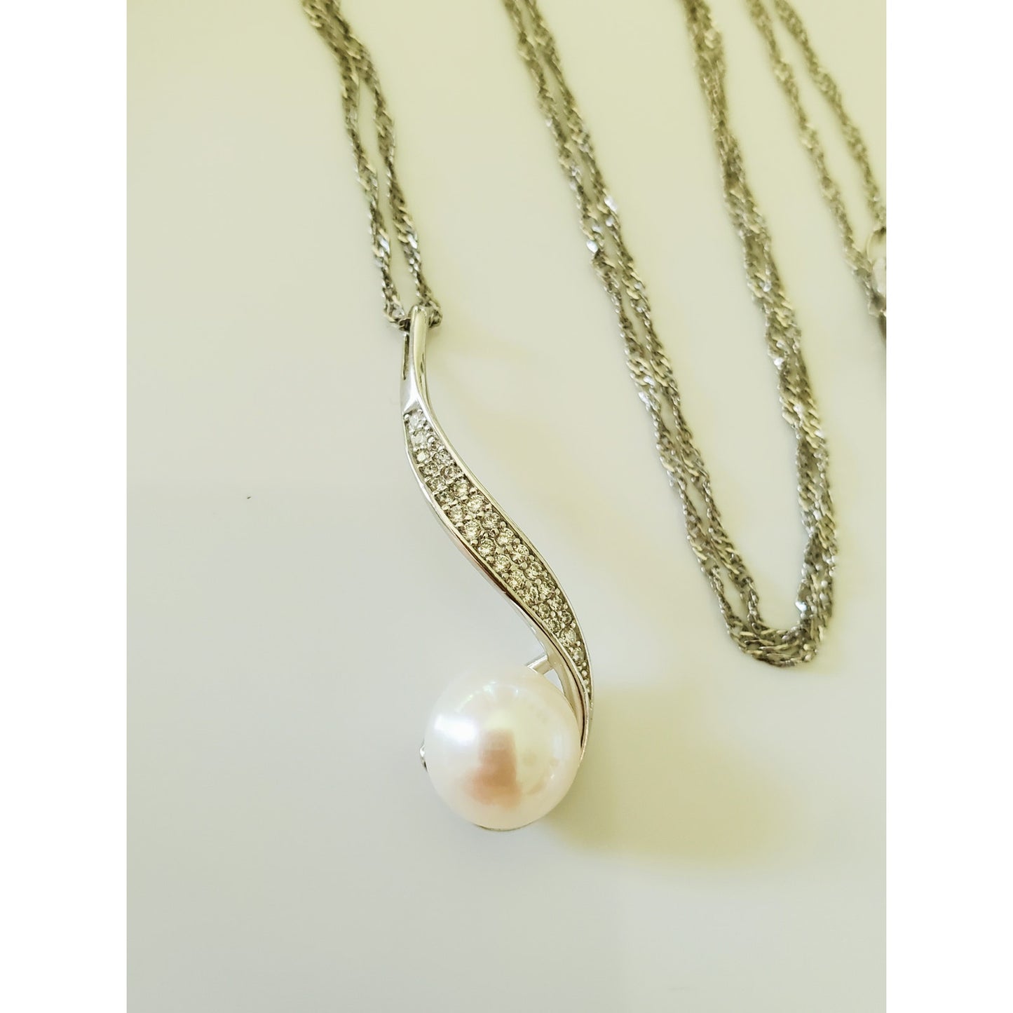 Vintage Sterling Silver Cultured Pearl Necklace and Earring Set