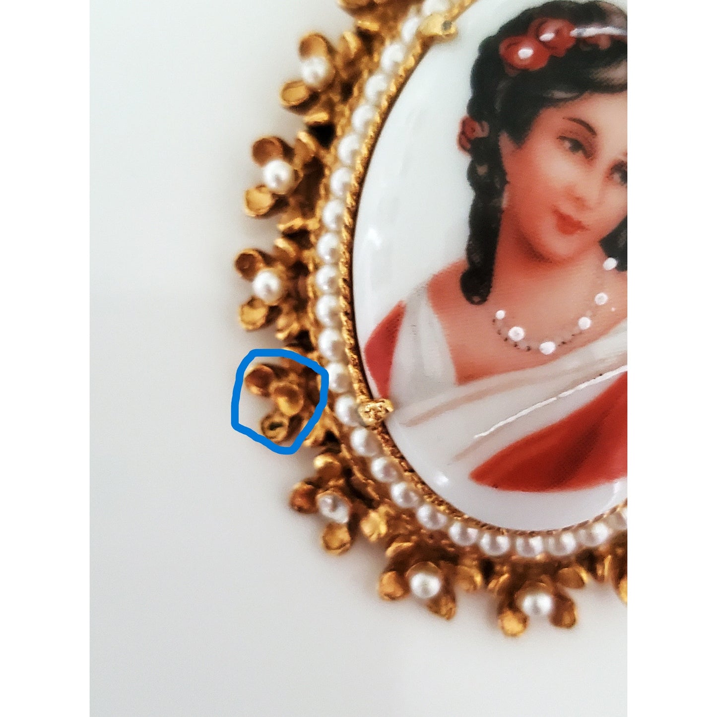 Vintage France Limoge Florenza Porcelain Brooch