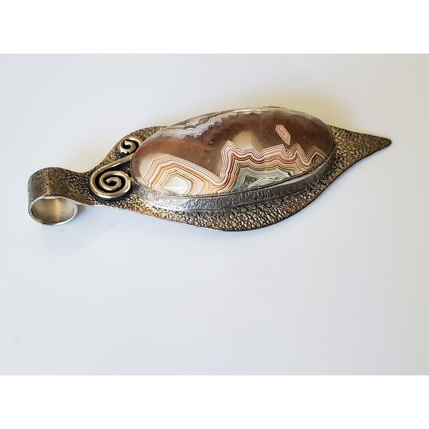 Vintage Sterling Silver Agate Pendant