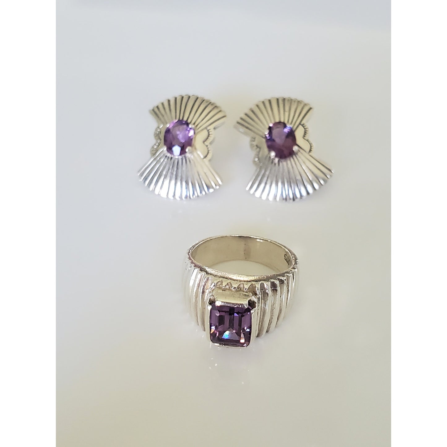 Vintage Ribbed Sterling Silver Amethyst Stud Earrings