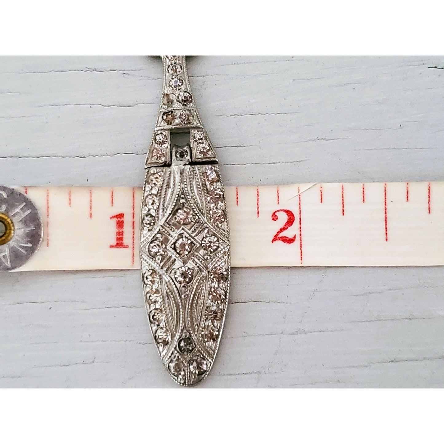 Antique 1920s Art Deco Nov-E-Line Necklace