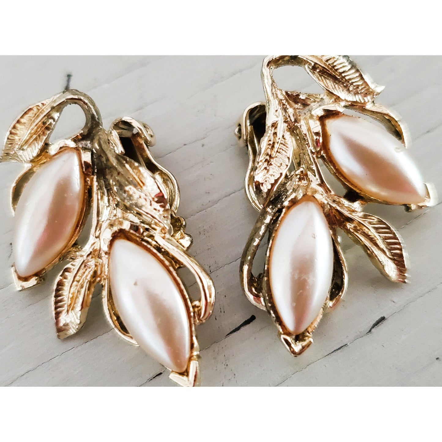 Vintage Faux Pearl and Silver Tone Clip On Earrings