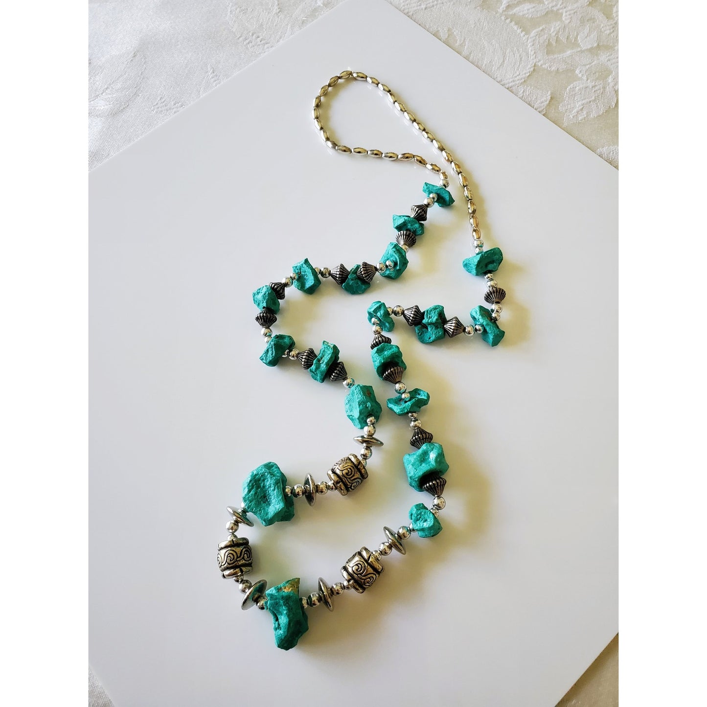 Vintage Turquoise Beaded Necklace