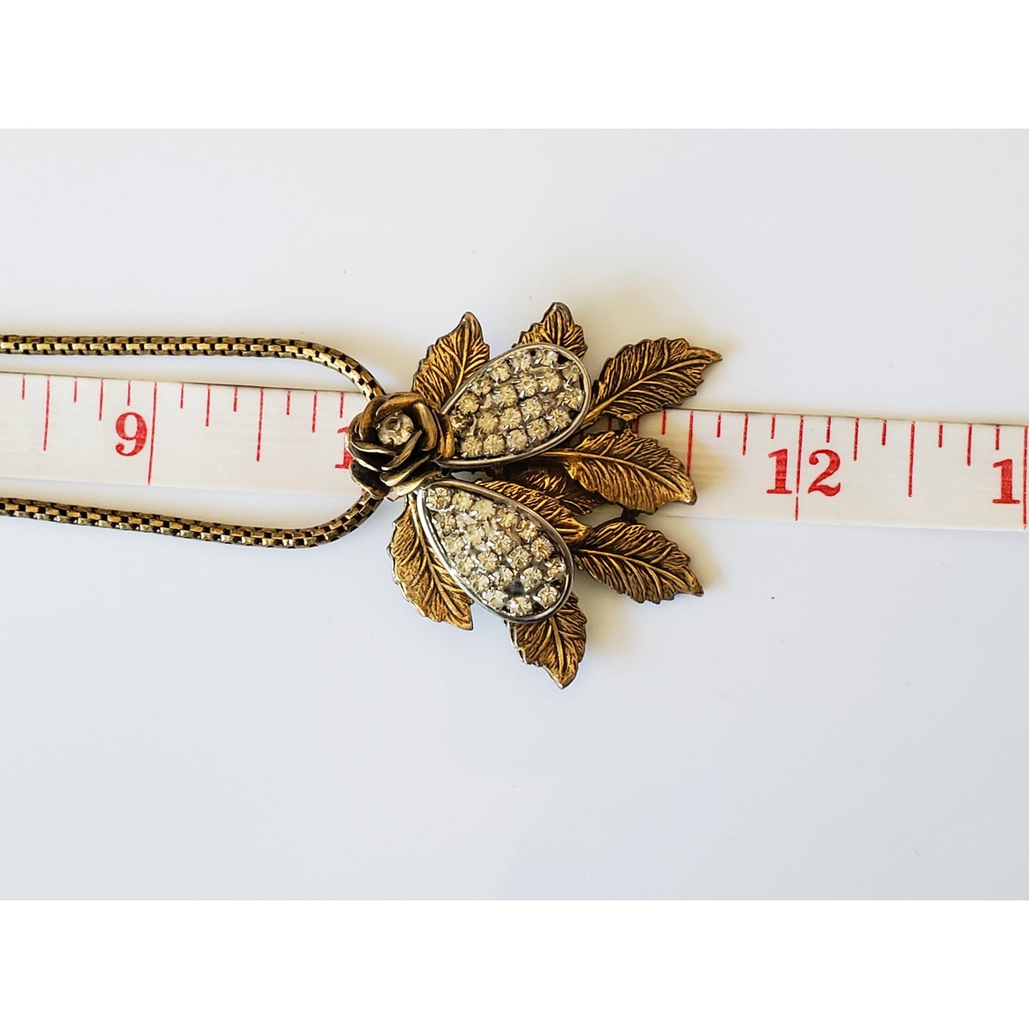 Vintage Floral Rhinestone Gold Tone Necklace