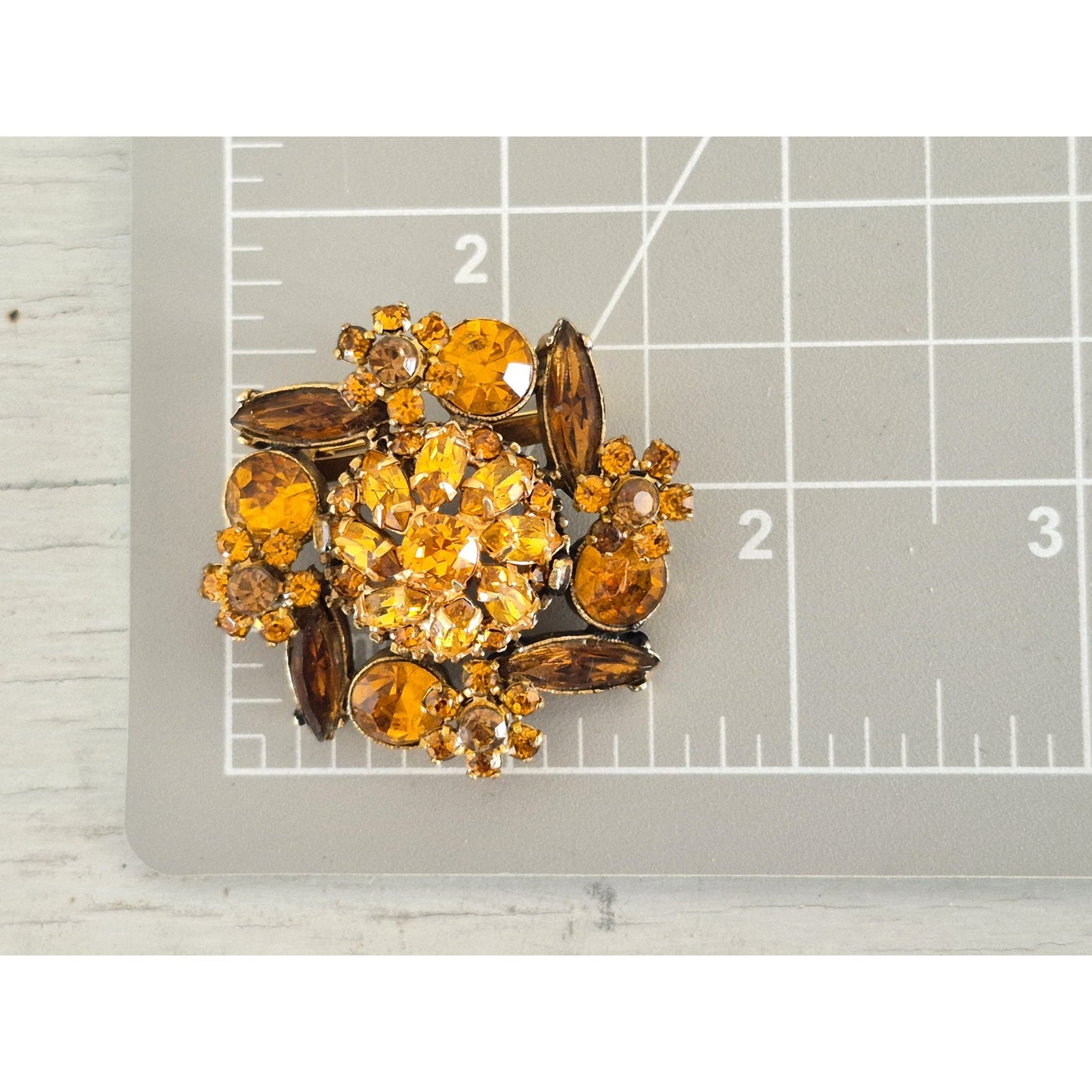 Vintage Amber and Brown Dome Brooch