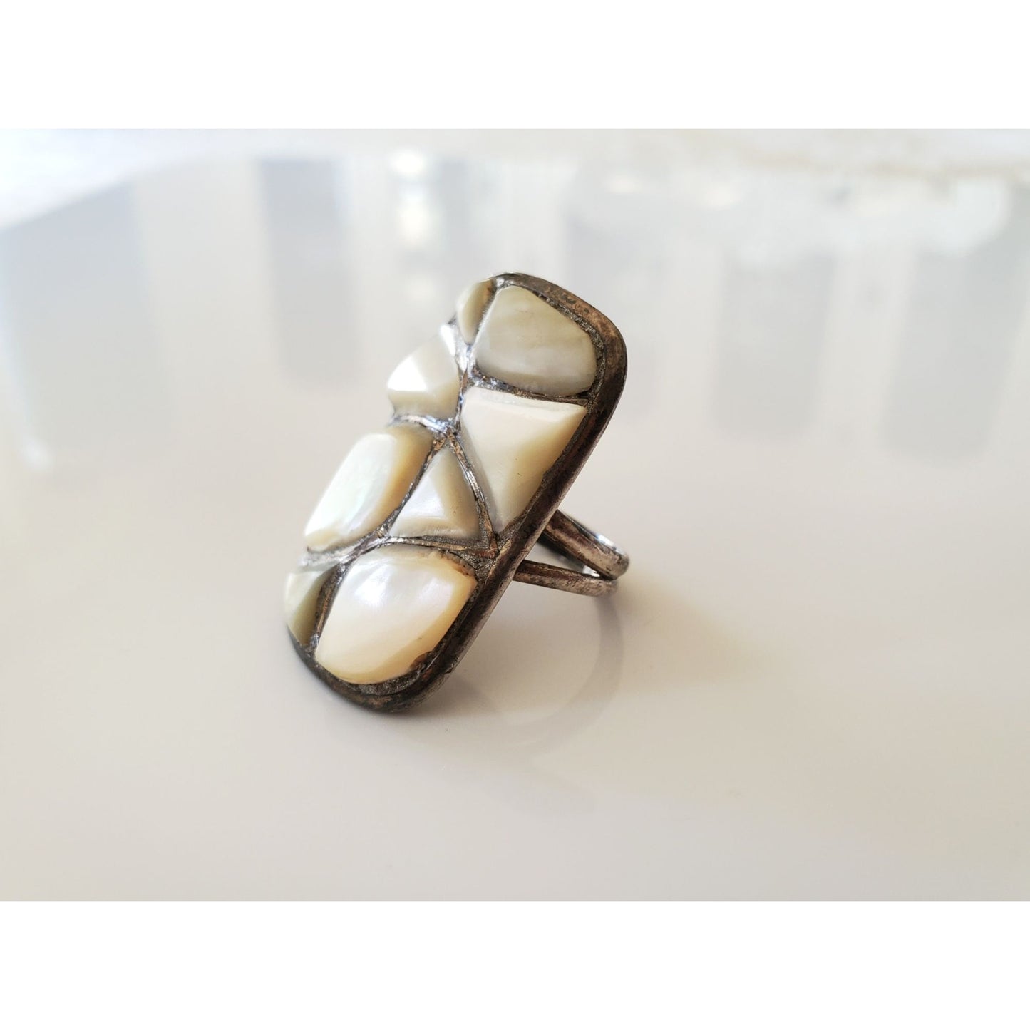 Vintage Sterling Silver Southwestern Mother of Pearl Ring