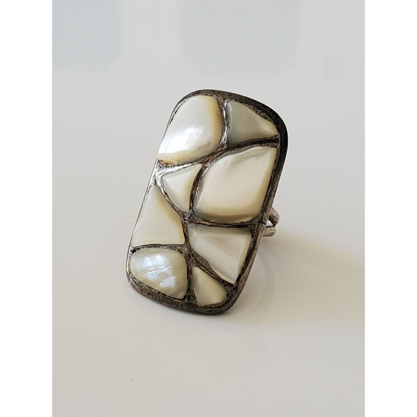 Vintage Sterling Silver Southwestern Mother of Pearl Ring