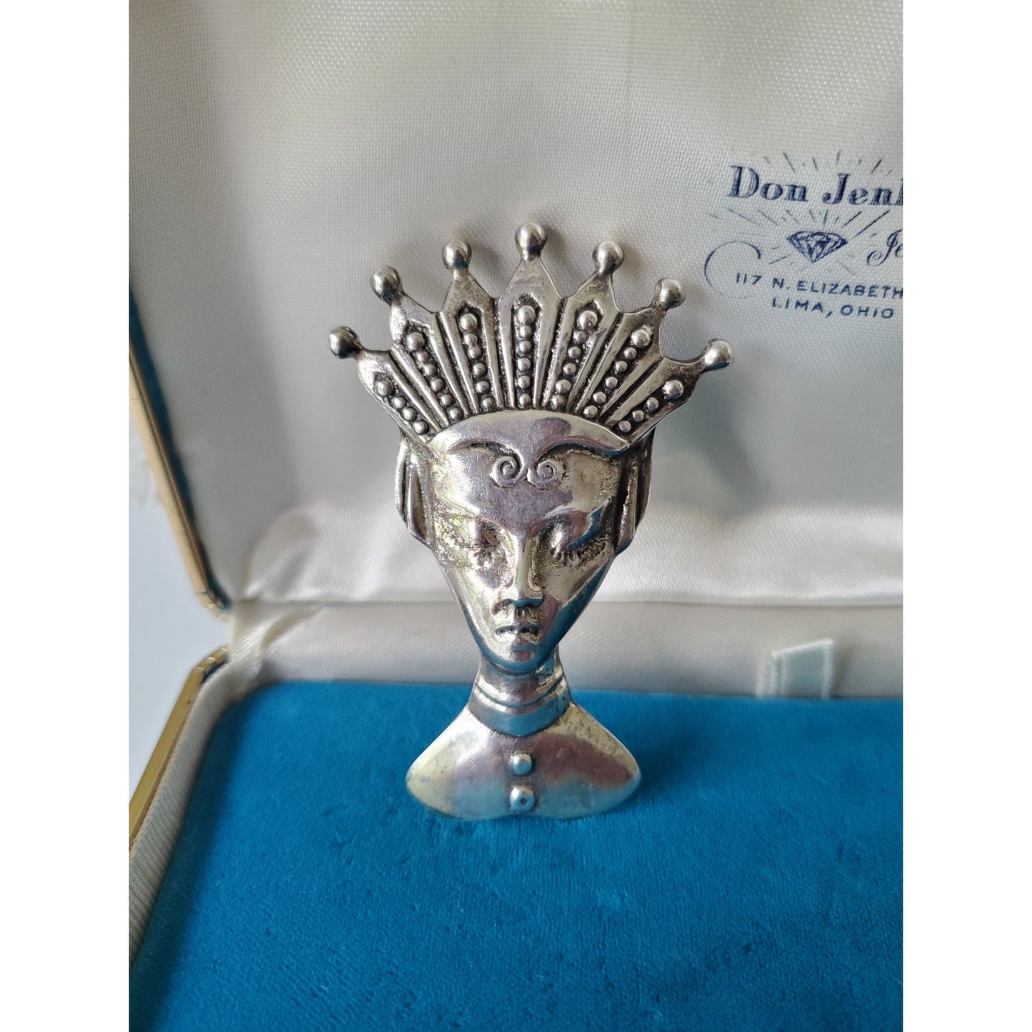 Vintage Egyptian Sterling Silver Queen Brooch