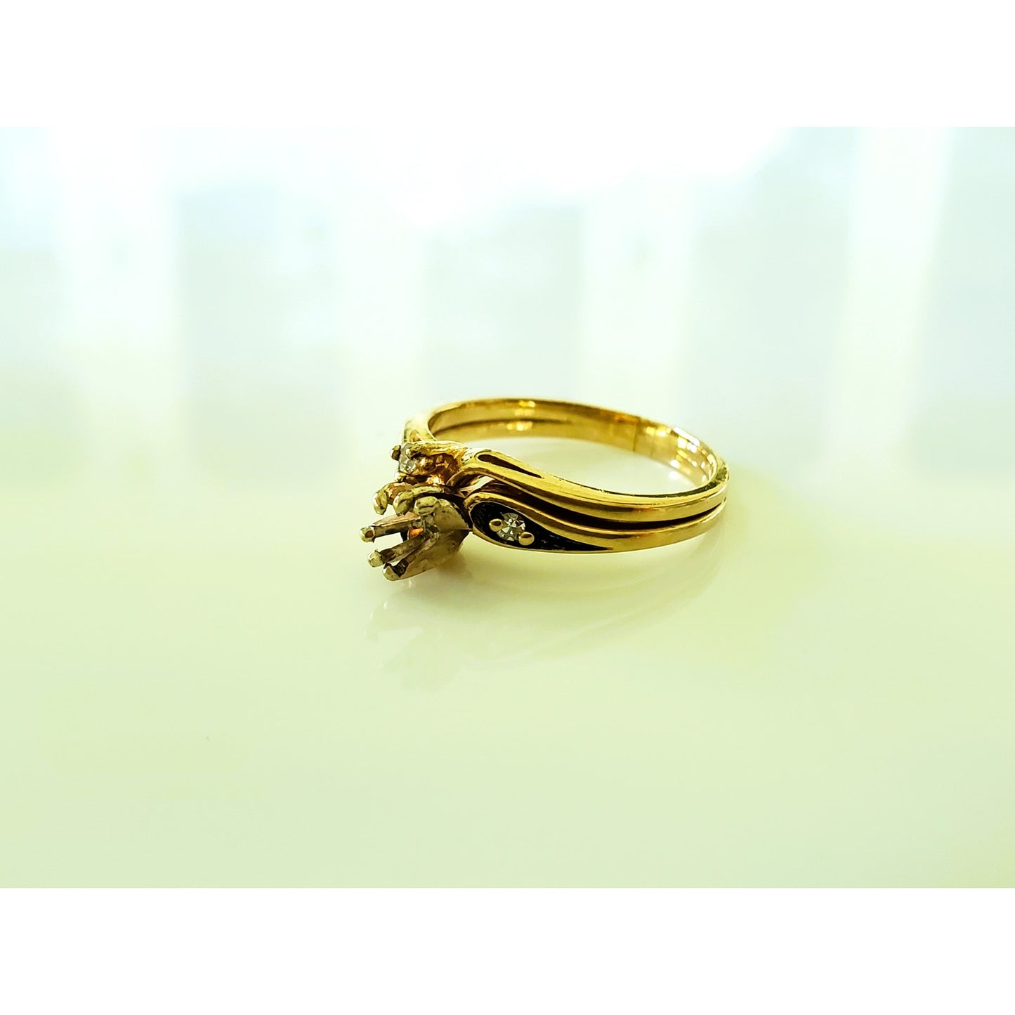 Vintage 14K Gold Black Enamel Diamond Ring Setting